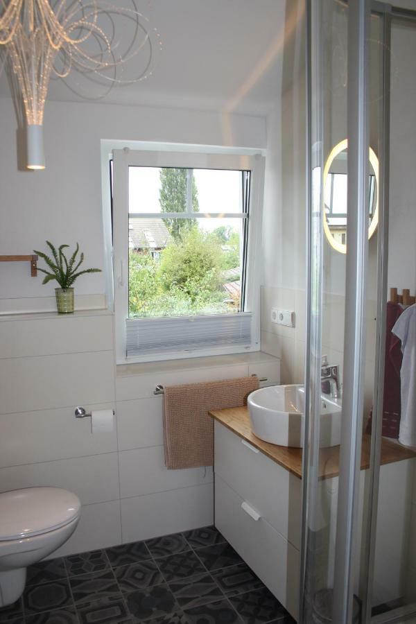 Ferienwohnung Anna - Charmante Ferienwohnung In Bevorzugter Lage コンスタンツ エクステリア 写真
